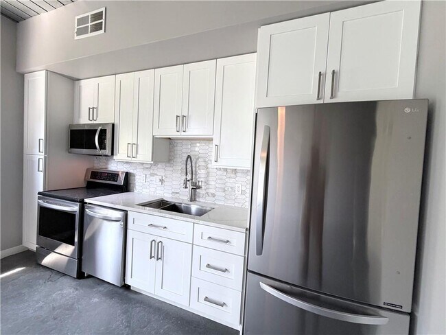 Photo - 620 Glen Iris Dr NE Unit 317