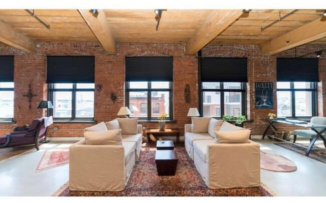 Photo - 1147 N 4th St