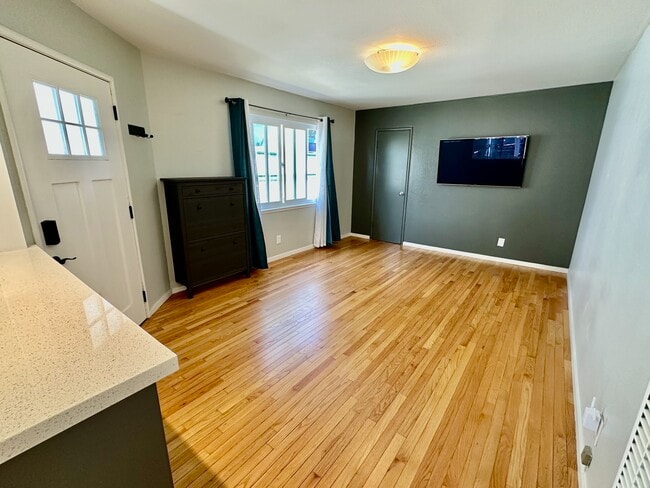 Photo - 1342 Ordway St