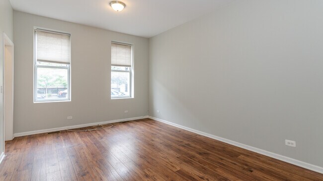 Photo - 1355 W Walton St Unidad 1F