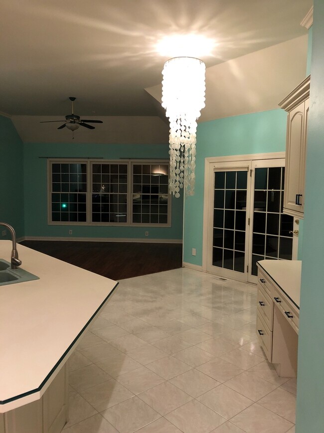 Photo - Beautiful Rancher in the Heart of Hurricane