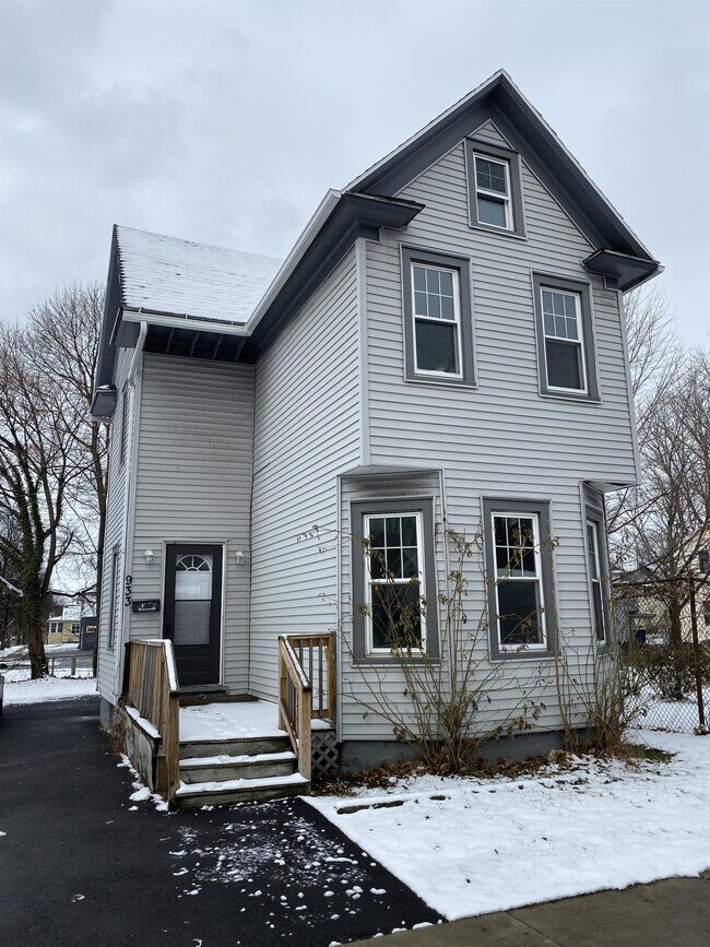 933 Jefferson Ave Rental For Rent in Rochester, NY
