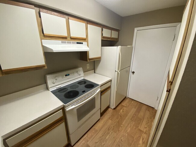 Photo - Large 2 bedroom 2 bath Condo