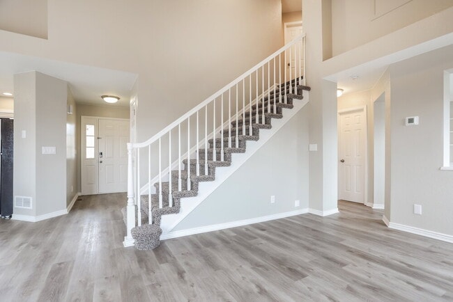 Photo - 12525 S Beaver Creek Way