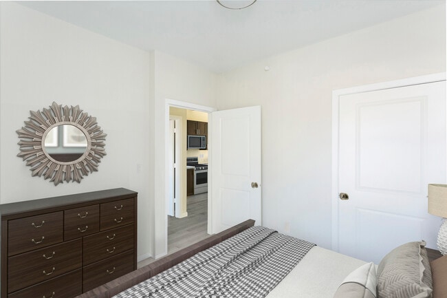 Townhomes along Hamilton Ave, MD!