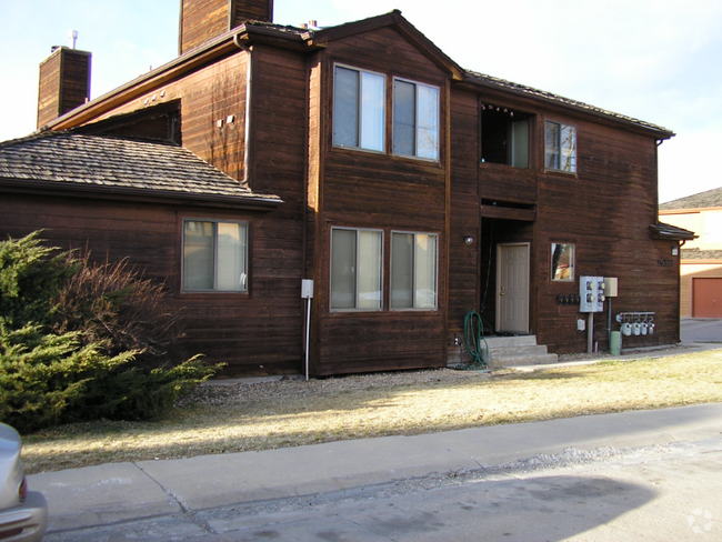 Building Photo - 10313 W 80th Dr Unit C Rental