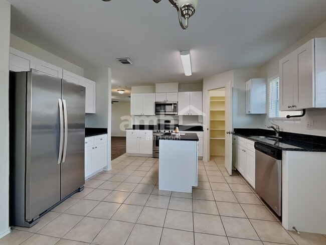 Photo - 6830 Shallow River Ct