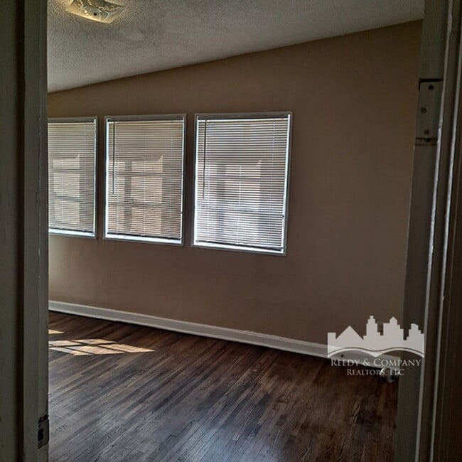 Photo - 1742 Brown Ave