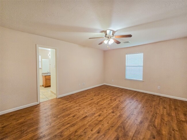 Building Photo - 16131 Taloncrest Dr