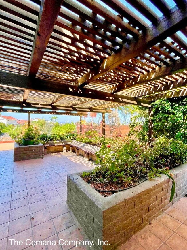 Photo - Fantastic location 3 bedroom 2 bath