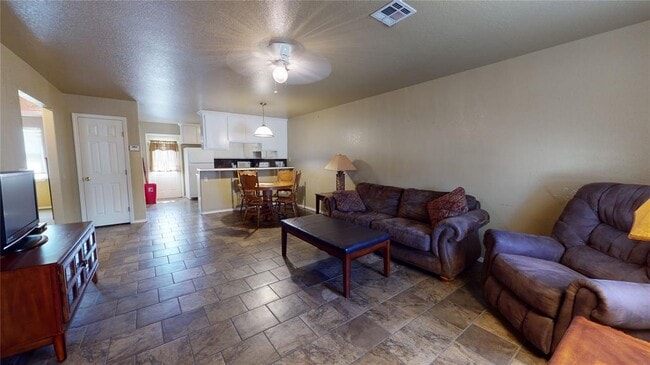 Photo - 110 Blackberry Rd Unit 3