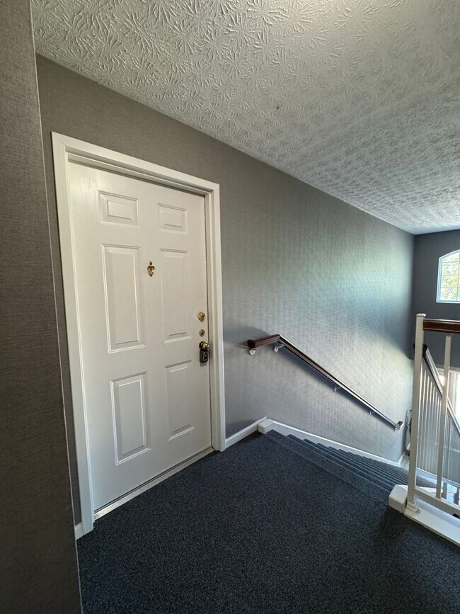 5301 Pacer Ln Unit 203