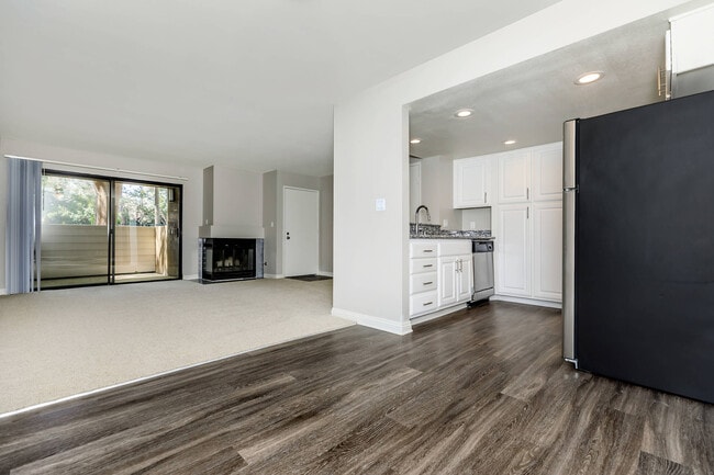 StoneCreek Apartment Homes
