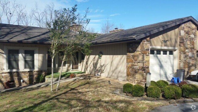 Building Photo - 14 Mindy Ln Rental