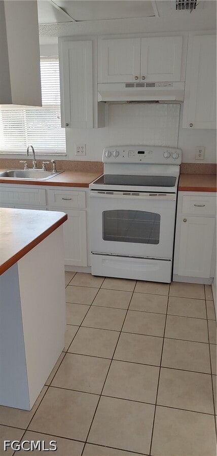 Photo - 723 SE 10th St