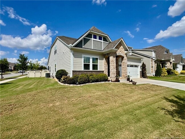 901 Sage Oak Ln
