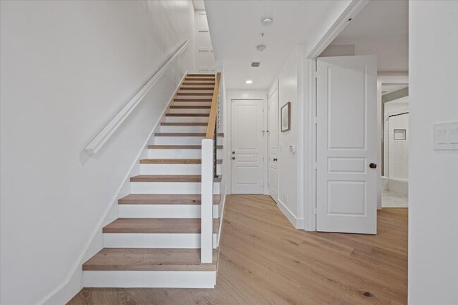 Photo - 376 W Mallory Cir