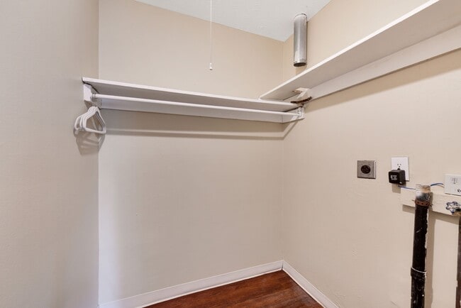 Walk In Closet