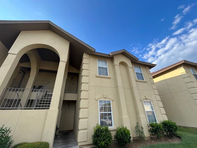 Photo - 9804 Cantera Ct Unidad 28 Rental
