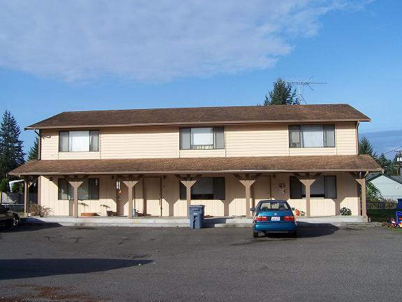 Building Photo - Cute 2 Bedroom Townhouse In Spanaway!!