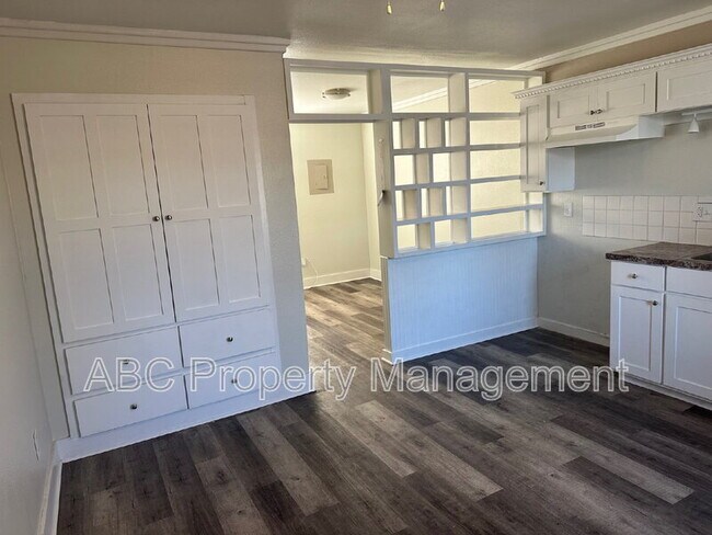 Photo - 413 Ewalt Ave Unidad C3