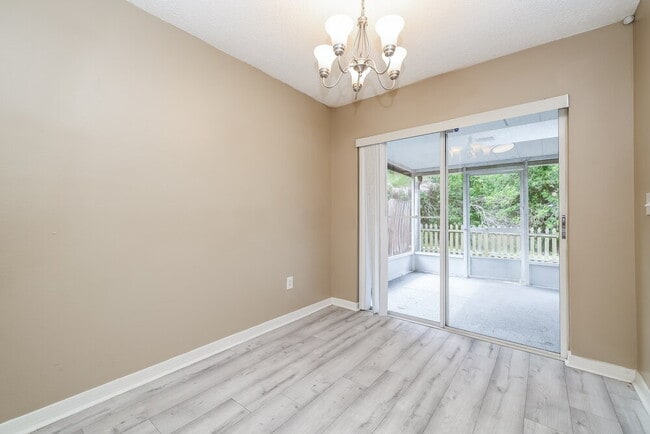 Photo - 6719 Summer Cove Dr