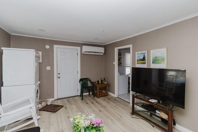 Photo - 4431 E Boston Dr
