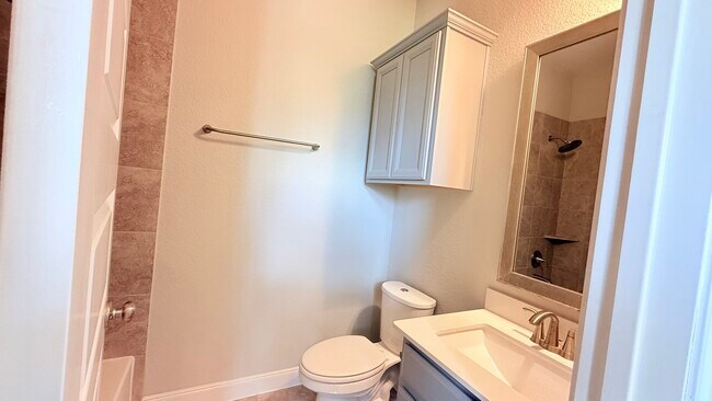 4426 Tumbling Leaf Ct