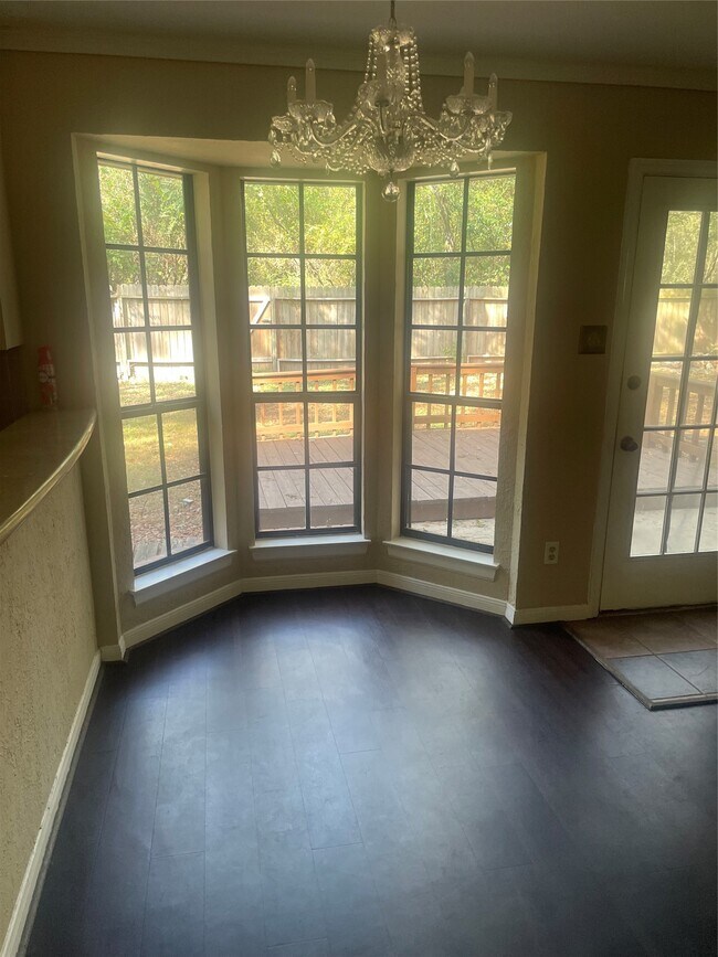 Photo - 43 N Pathfinders Cir