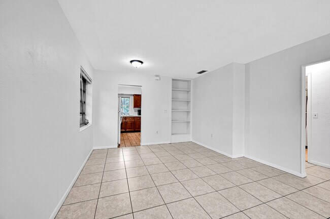 199 SW 15th St Unidad 3