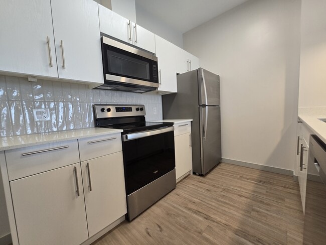 Building Photo - 1125 Pembina Hwy Unit 313