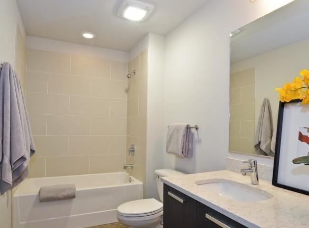 Photo - 1300 W Randolph St