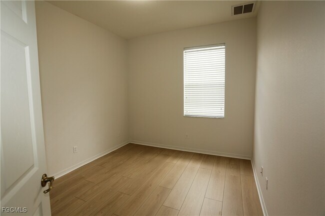 Photo - 4213 Liron Ave Unit 204