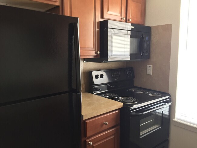 Photo - 3611EL Unidad B