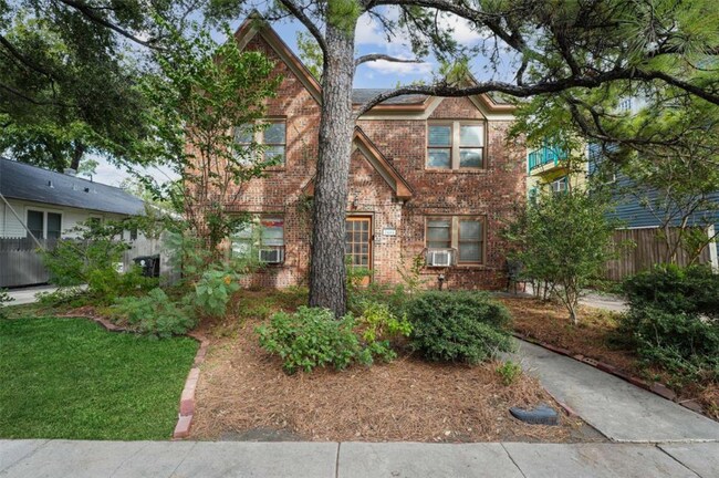 Photo - 2408 White Oak Dr Apartment Unit 3