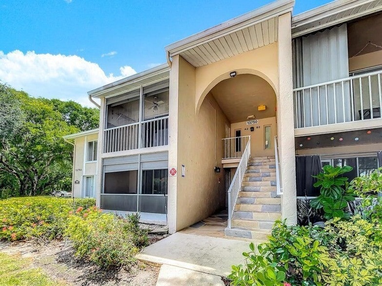 Photo - 13750 Oneida Dr