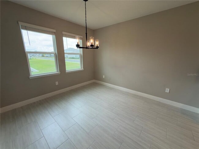 Photo - 2133 Divot Dr