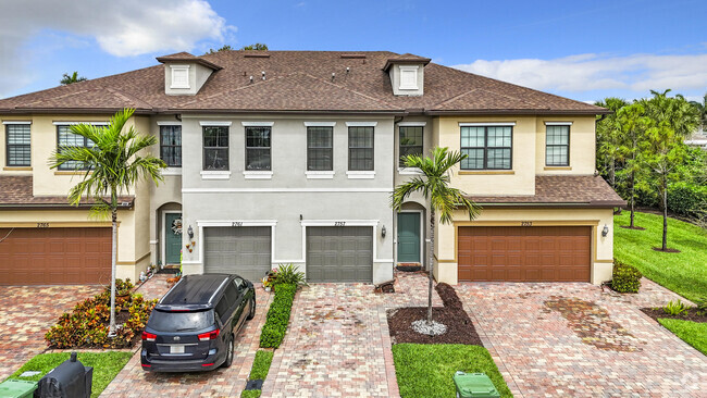Building Photo - 2757 Troubadour St Rental