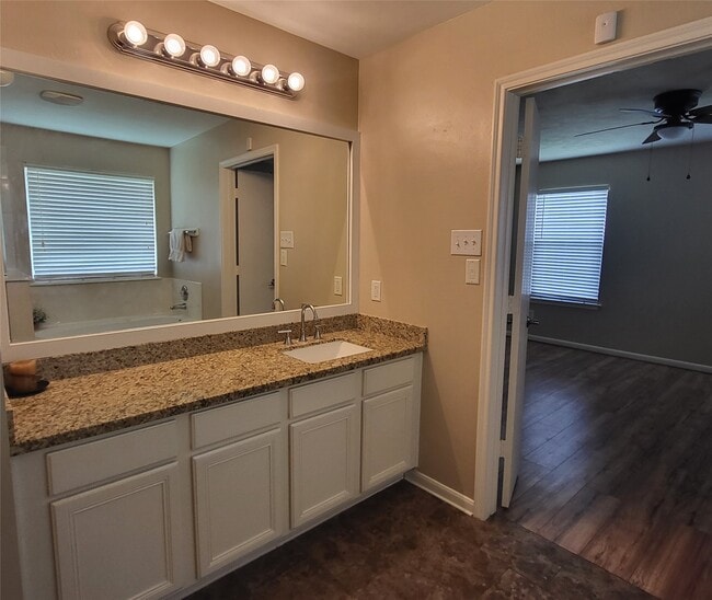 Photo - 7302 Legacy Pines Dr