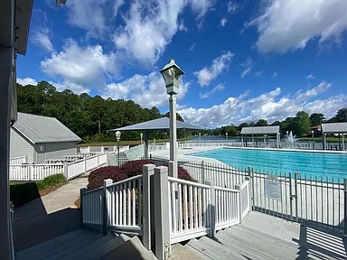 Photo - 400 Madison Ave