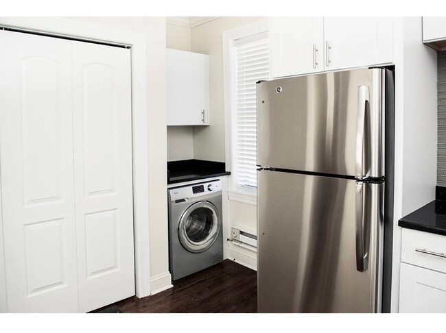 Photo - 3841 N Greenview Ave Unit 3W