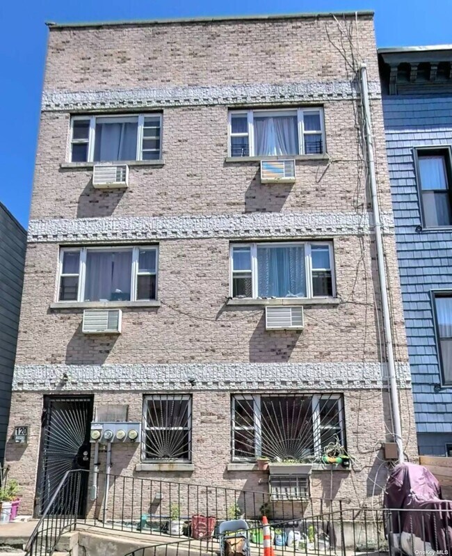 120 Cooper St 3  