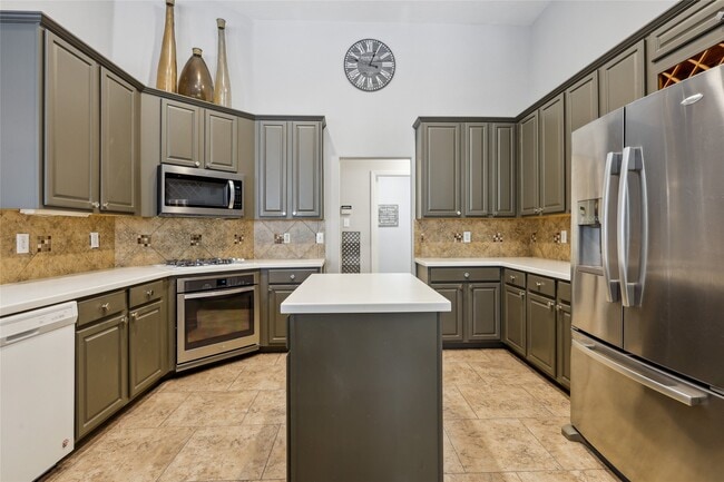 Photo - 183 N Millport Cir