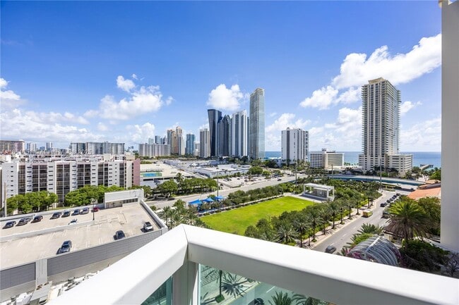 Building Photo - 250 Sunny Isles Blvd Unit 3-1202 Rental