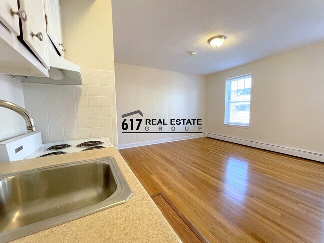 Photo - 160 N Beacon St Unit 16