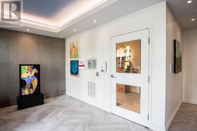 Photo - 306 Essa Rd Unité 308