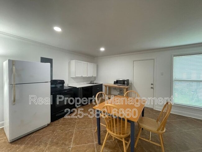 Photo - 9536 Bermuda Ave Unit (Apt)