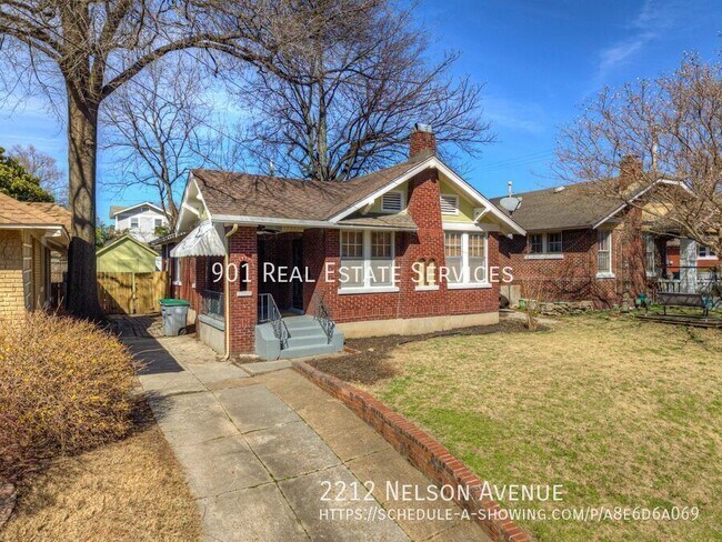 Photo - 2212 Nelson Ave