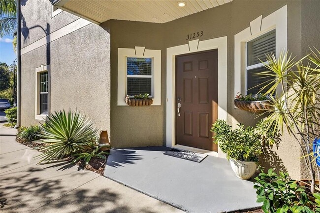 Photo - 31253 Claridge Pl