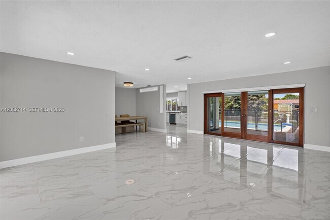 Photo - 9531 NW 20th Pl